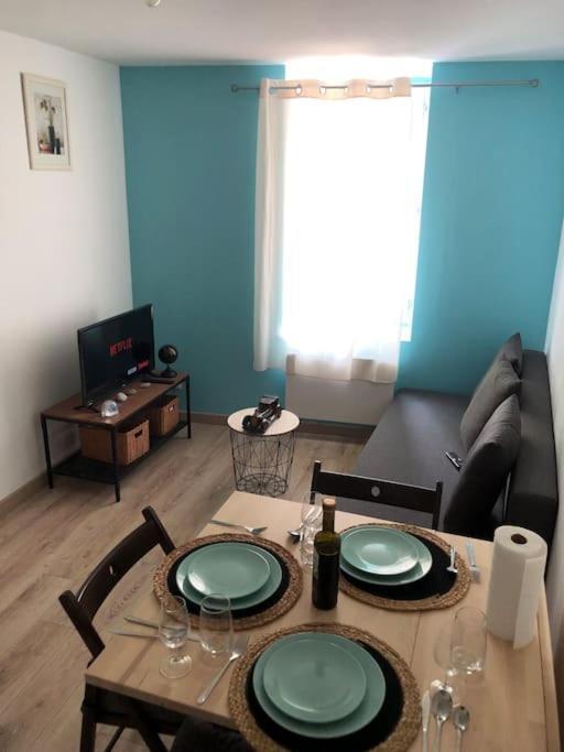 Superbe Appartement Meuble Refait A Neuf Tricastin Pierrelatte Exteriör bild