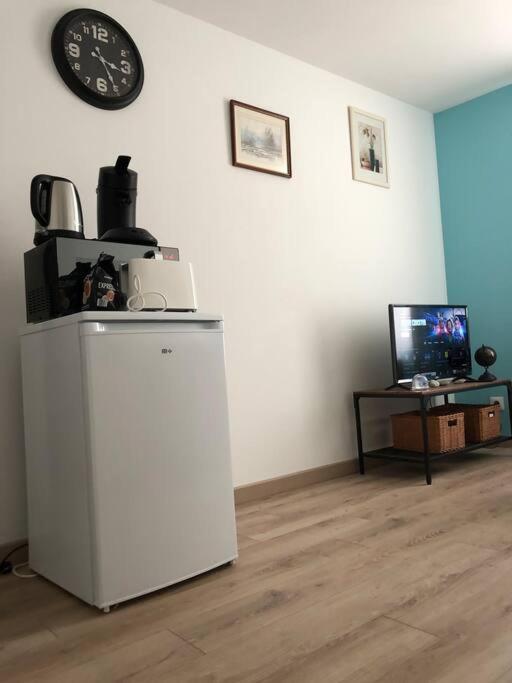 Superbe Appartement Meuble Refait A Neuf Tricastin Pierrelatte Exteriör bild